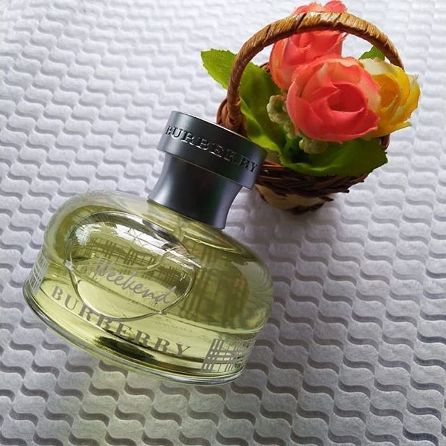 عطر ویکند